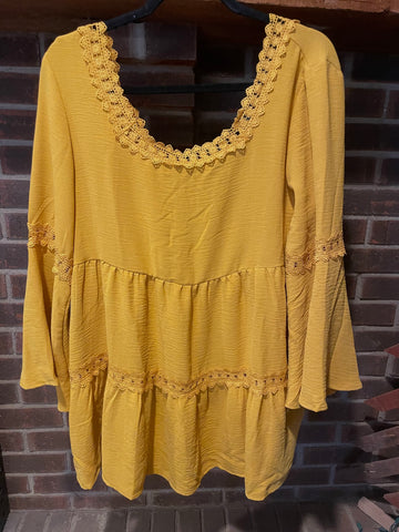 Gold quarter sleeve  Top