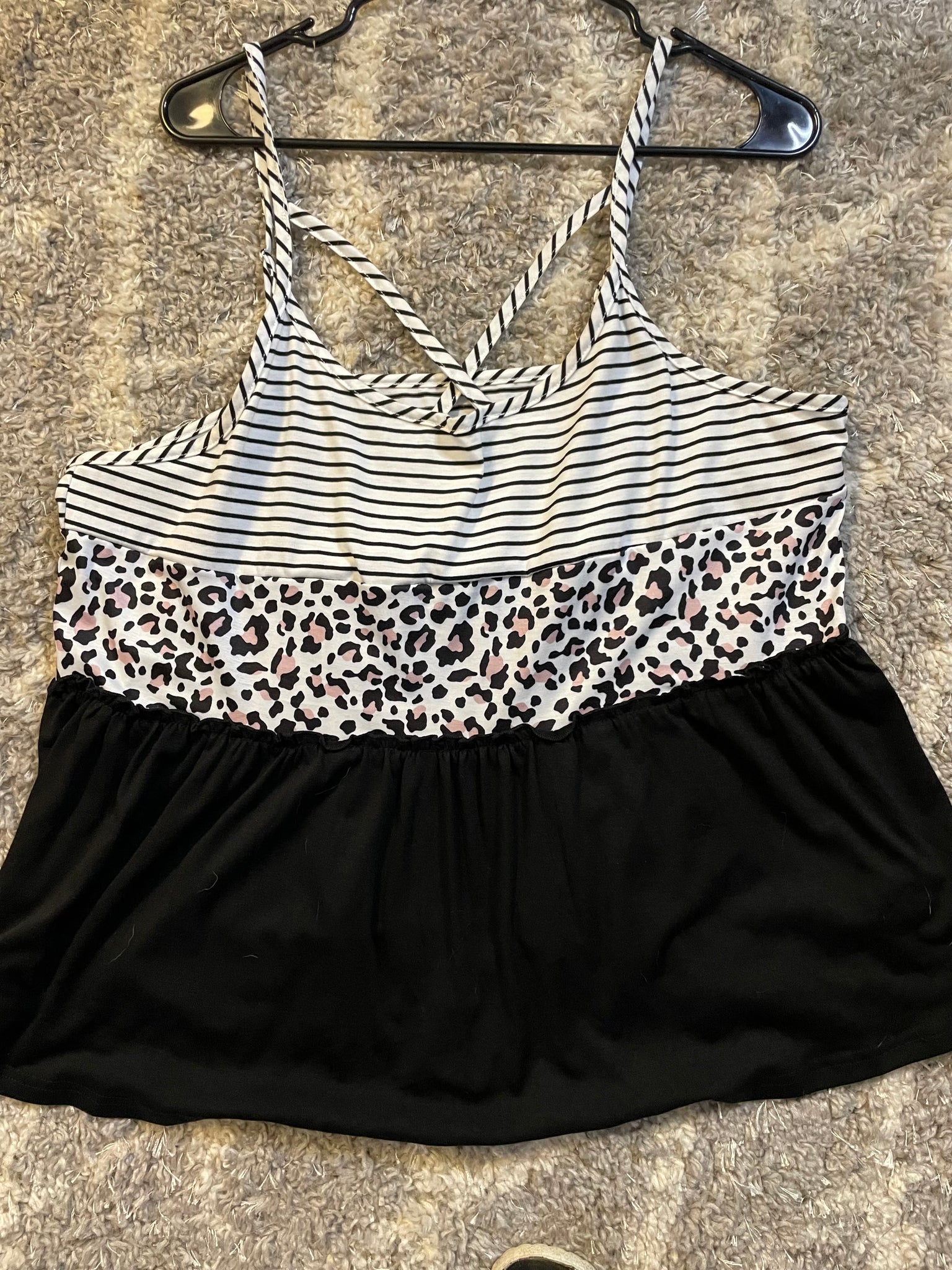 Criss cross Leopard Tank